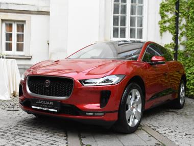 Изцяло електрическият Jaguar I-PACE с премиера в България