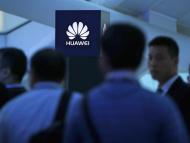 Забраната на Huawei в САЩ: Автогол за $11 млрд.