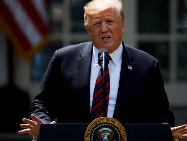 Тръмп отложи решението за митата върху вноса на автомобили