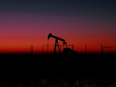 Износът на ирански петрол се е сринал до 500 000 барела на ден