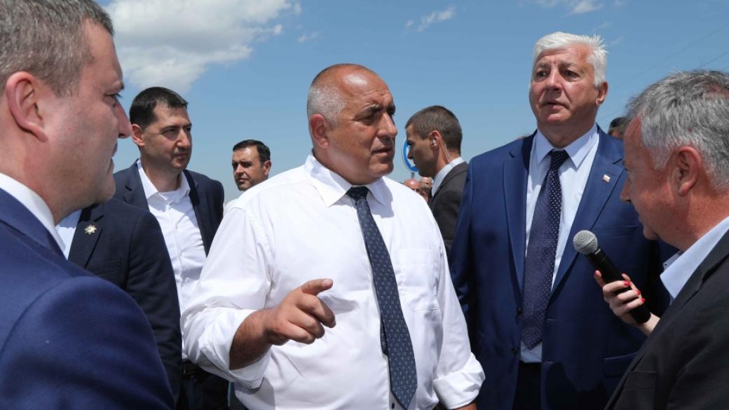 Борисов поиска и изграждане на околовръстен път при Асеновград