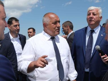 Борисов поиска и изграждане на околовръстен път при Асеновград