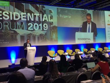 Около 40% от домакинствата у нас живеят в пренаселени домове