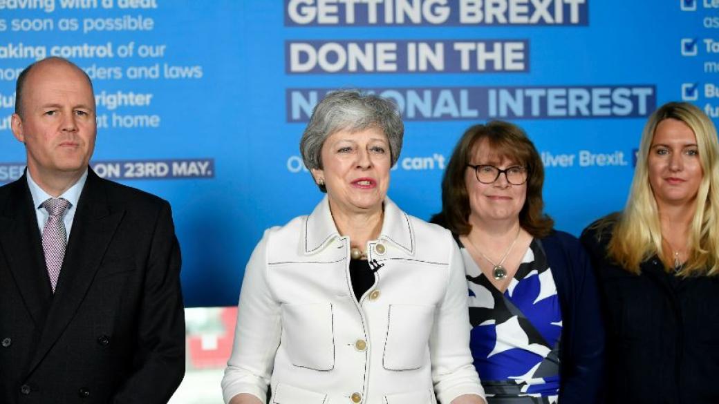 Британският кабинет одобри ново, компромисно споразумение за Brexit