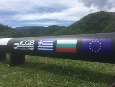 Доставката на тръби за газовата връзка с Гърция ще продължи въпреки жалбата