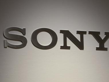 Sony смята губещия си смартфон бизнес за незаменим