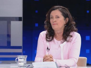 Бобева: Няма да има сериозни ценови сътресения при влизането ни в еврозоната