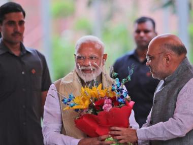 Индийският премиер Моди с историческа изборна победа