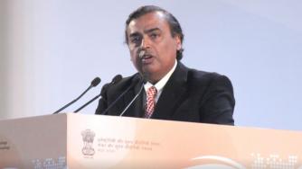 Най-богатият човек в Азия предизвиква Джеф Безос