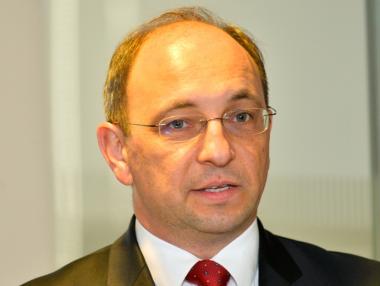 Николай Василев: Не кандидатстваме ли за еврото, няма да ни приемат