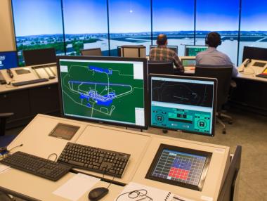 Правителството вдигна цената за прелитане на самолет над България