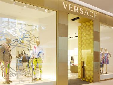 Versace планира да открива десетки магазини годишно