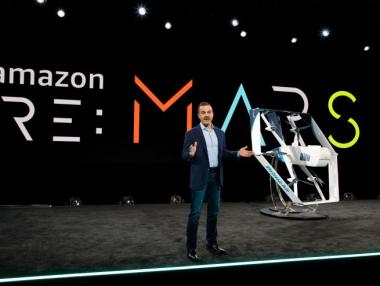 Amazon представи революционен дрон за доставки