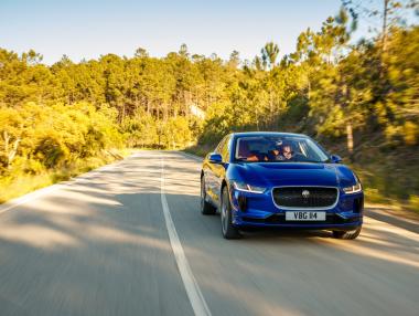 Jaguar Land Rover и BMW ще разработват заедно технологии за електромобили