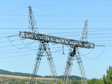 Новите цени на тока страдат от стари проблеми