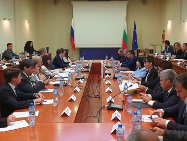 Москва сериозно обмисля участие на „Росатом“ в АЕЦ „Белене“