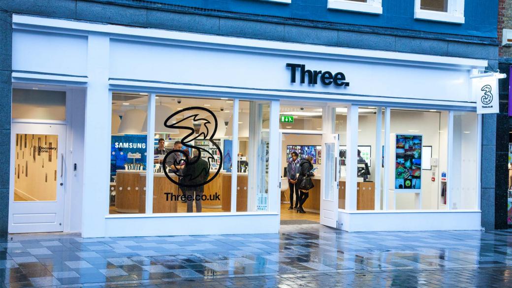 Британският телеком Three пуска 5G през август