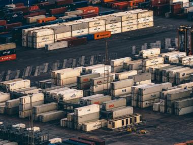 Ръстът на износа извън ЕС се стопи