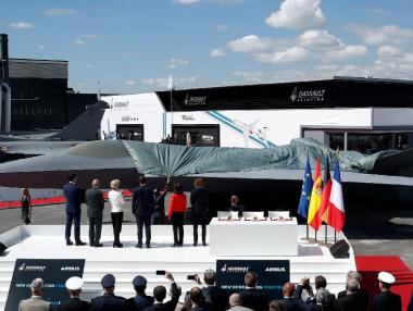 Показаха новия европейски изтребител на авиошоуто в Париж