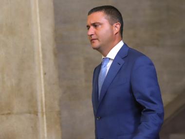 Горанов: Намаляване на ДДС няма да промени цената за крайния потребител