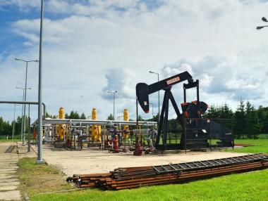 Петролът скочи с 3% след иранската атака над американския военен дрон