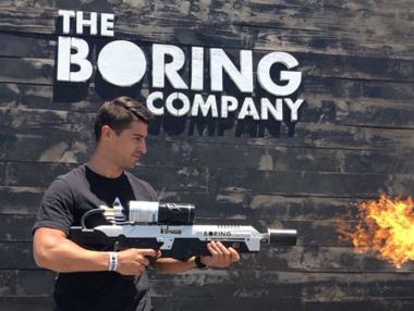 Ню Йорк забранява огнехвъргачките на Илон Мъск