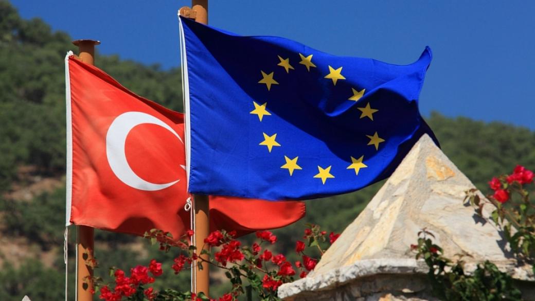 Турция предупреди ЕС да не се намесва по въпроса с Кипър