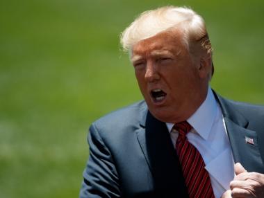 Тръмп засили санкциите срещу Иран