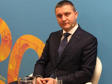 Горанов: До края на годината трябва да сме в „чакалнята“ за Еврозоната