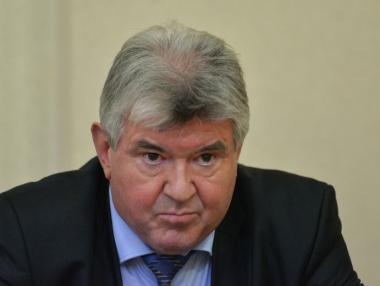 Петър Илиев подаде оставка, но Петър Илиев не я прие