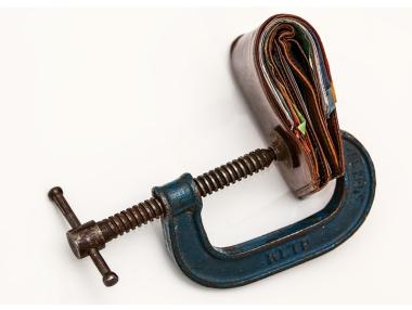 Кредитът за домакинствата продължава да расте по-бързо от бизнес кредитирането