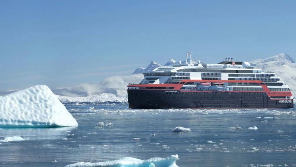 Първият круизен кораб на батерии отплава за Арктика