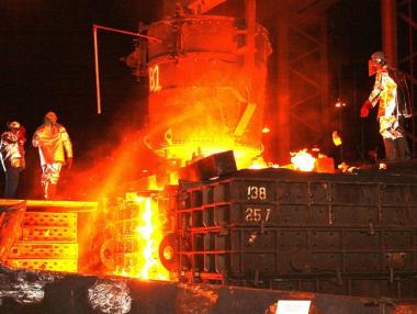 ArcelorMittal продаде стоманодобивните си предприятия в Европа