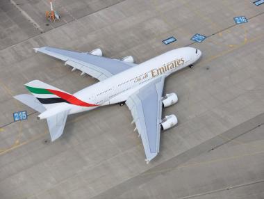 Тръгна най-краткият полет със суперджъмбо самолет