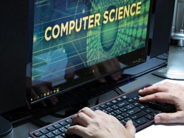 Банкерите опитват да се спасят от роботите с технологични курсове