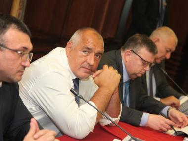 Контрабандата с цигари намалява до рекордните 3,8%