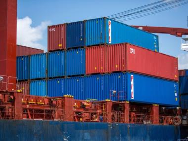 Търговският дефицит на САЩ е на 5-месечен връх