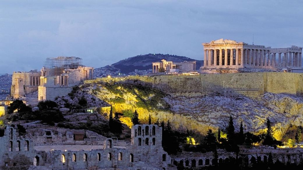 Затварят Акропола в четвъртък и петък заради жегите
