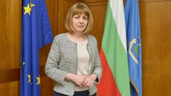 Фандъкова: Ако имаме възможност бихме увеличили миенето на софийските улици