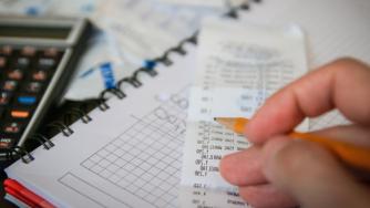 Брюксел настоява за по-висока събираемост на данъците в България