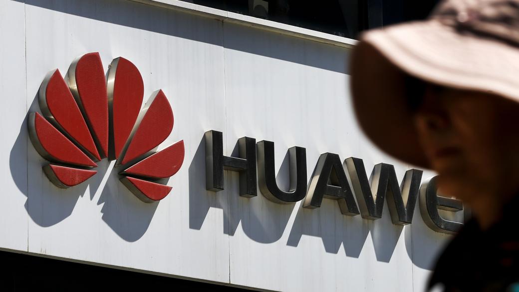 САЩ отпусна значително примката около врата на Huawei