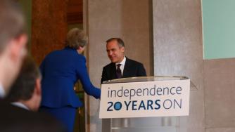 Берлин отрече подкрепа за Карни за МВФ