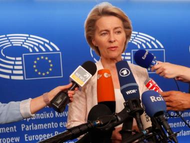 Урсула фон дер Лайен готова за удължаване на Brexit