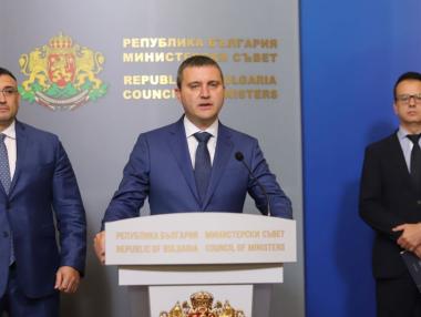 Хакерската атака срещу НАП станала заради уязвимост на една е-услуга