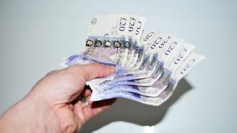 Най-висок ръст на заплатите във Великобритания от 2008 г. насам