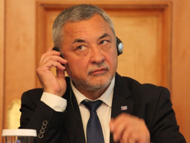 „В България най-влиятелните и богати хора са тези, които управляват държавата“