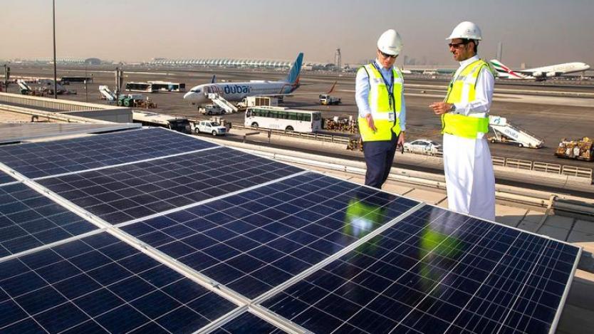 Летището в Дубай ще инсталира 15 000 соларни панела