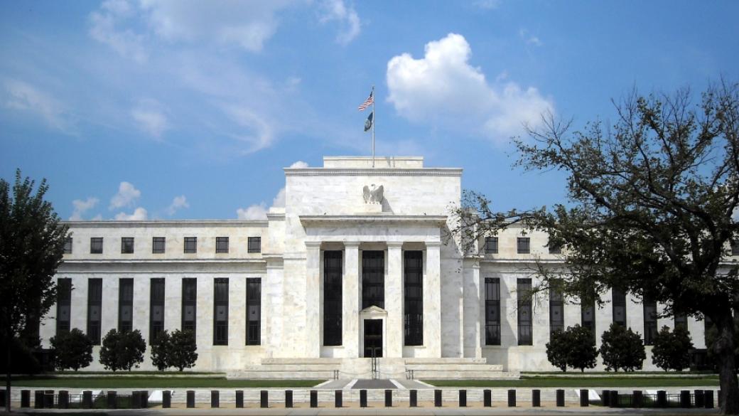 САЩ вероятно ще спечели „студената валутна война”
