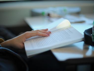 БДЖ започва кампания „Чети във влака”