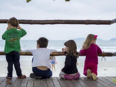 Унгария ще дава €30 000 на семейства с три деца